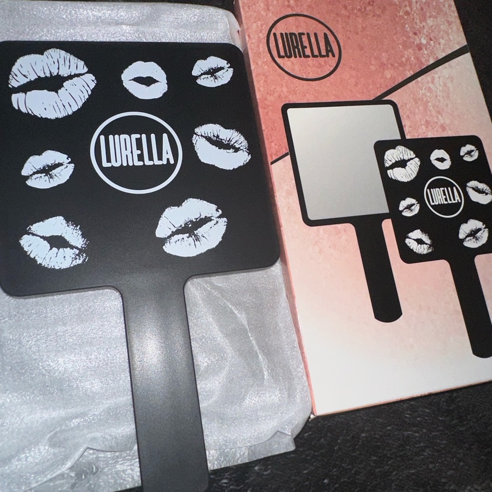HANDHELD MIRRORS LURELLA